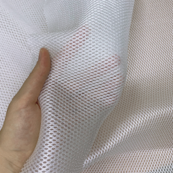 Сетка 3D трехслойная Air mesh 160 гр/м2 (Ширина 150см), цвет Белый (на отрез) в Твери